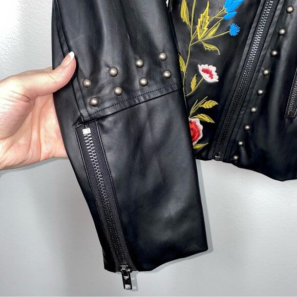 L SUGAR+LIPS Black Faux Leather Floral Embroidered Studded Moto Zipper Jacket - Picture 5 of 12